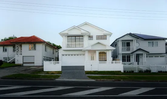 346 Richmond Road, Cannon Hill, Qld 4170