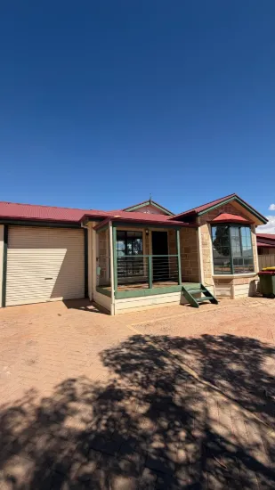34A Tiliqua Cres, Roxby Downs, SA 5725