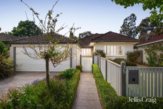 35 Branksome Grove, Blackburn South, Vic 3130