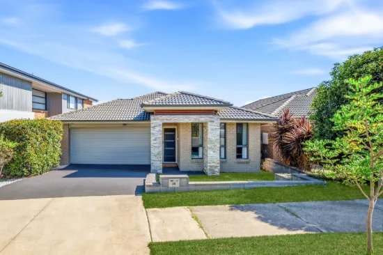 35 Buckingham Loop, Oran Park, NSW 2570