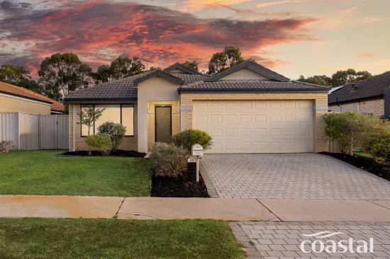 35 Coffs Bend, Secret Harbour, WA 6173