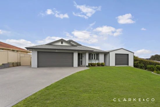 35 Diamond Circuit, Rutherford, NSW 2320 - For Sale