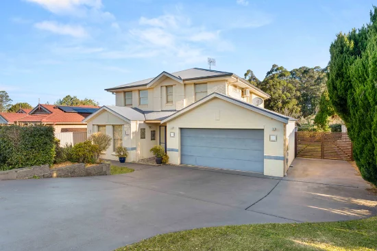 35 Emerald Drive, Meroo Meadow, NSW 2540