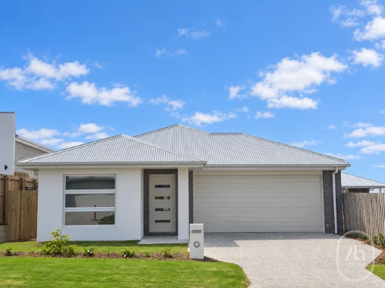 35 Flannery Terrace, Park Ridge, Qld 4125