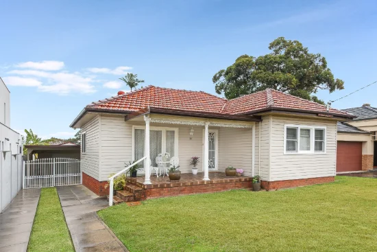 35 Glenn Avenue, Northmead, NSW 2152