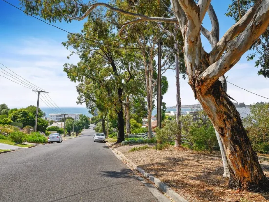 35 Grantley Avenue, Victor Harbor, SA 5211