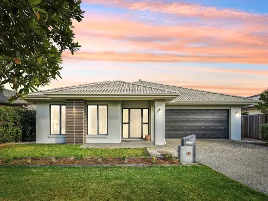 35 Great Sandy Circuit, Pimpama, Qld 4209