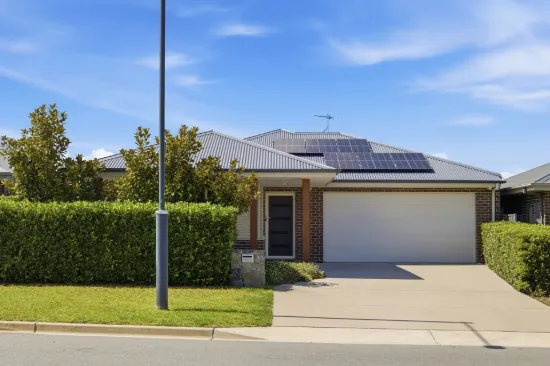 35 Griffiths Link, Googong, NSW 2620