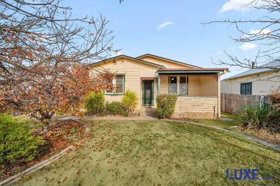 35 Hayes Street, Queanbeyan, NSW 2620