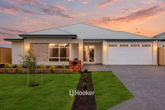 35 Hazelgrove Crescent, Millbridge, WA 6232 - For Sale