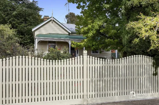 35 Houston Street, Quarry Hill, Vic 3550