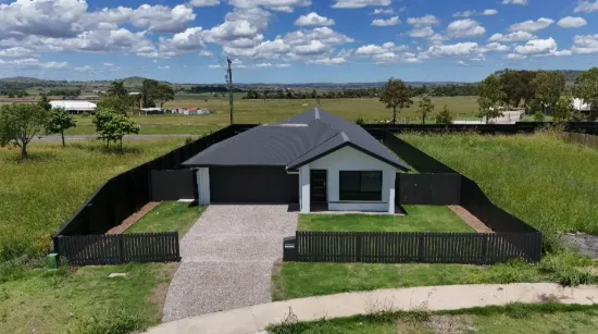 35 Jacana Street, Glenvale, Qld 4350