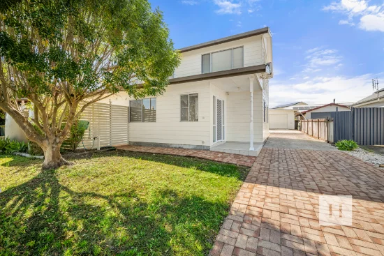 35 Kawana Ave, Blue Haven, NSW 2262