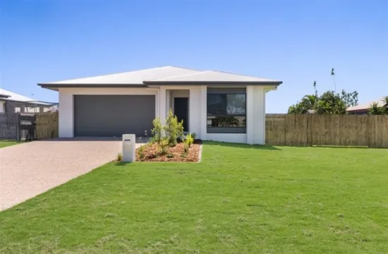 35 Kinnardy Street, Burdell, Qld 4818