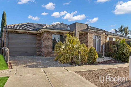 35 Kirkton Drive, Kurunjang, Vic 3337