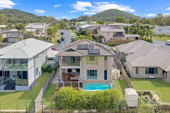 35 Long Island Drive, Windaroo, Qld 4207