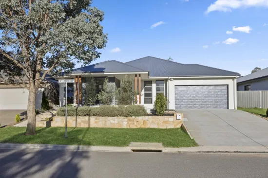 35 Mellington Loop, Googong, NSW 2620
