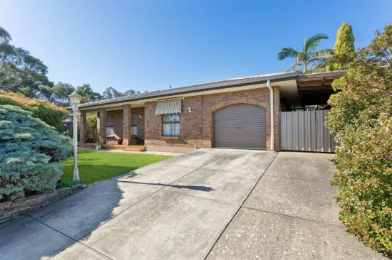 35 Mowbray Crescent, Fairview Park, SA 5126