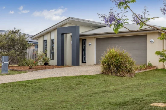 35 Myrtleford Crescent, CAMBOOYA QLD 4358-Image