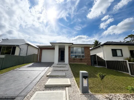 35 Napoleon Road, Greenacre, NSW 2190