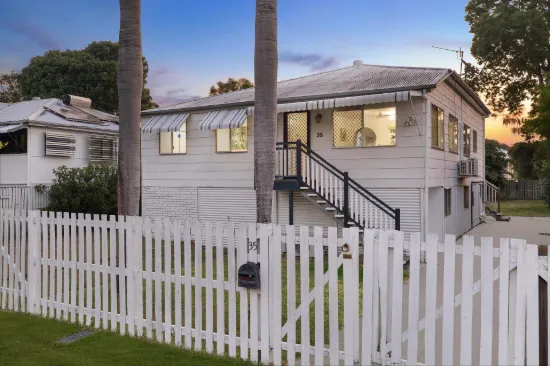 35 New Exhibition Road, Wandal, Qld 4700