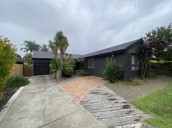 35 Nicholas Grove, Heatherton, Vic 3202