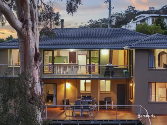 35 Oakleigh Avenue, Taroona, Tas 7053
