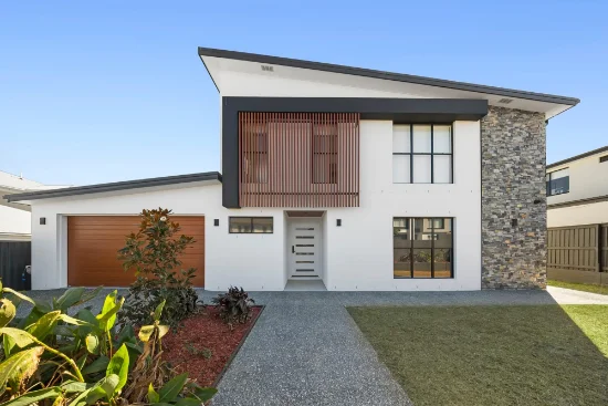 35 Pinnibar Street, Bridgeman Downs QLD 4035-Image