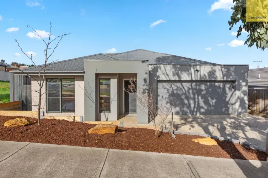 35 Rosehill Drive, Bacchus Marsh VIC 3340-Image