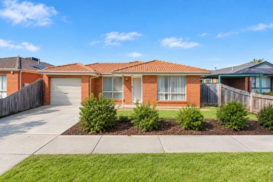 35 Sandover Drive, Roxburgh Park VIC 3064 - For Rent