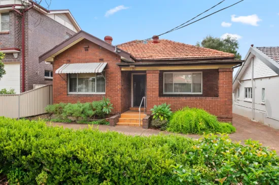 35 Seymour Parade, Belfield, NSW 2191