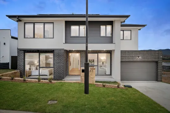 35 Sherrard Crescent, Macnamara, ACT 2615