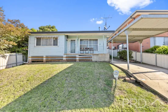 35 Simpson Street, Tumut, NSW 2720