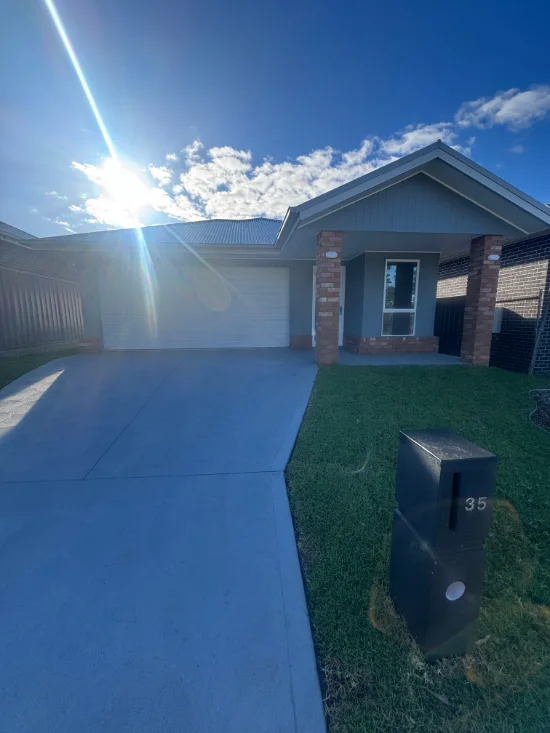 35 Stonewall Drive, North Rothbury, NSW 2335