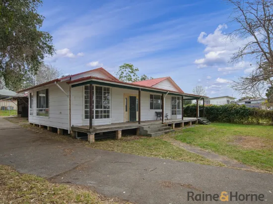 35 Thomas Street, Moruya, NSW 2537