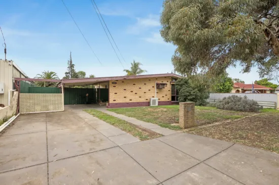35 Thompson Avenue, Salisbury Downs, SA 5108