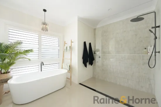 35 Twin Creeks Drive, Luddenham, NSW 2745-Image
