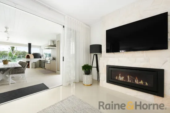 35 Twin Creeks Drive, Luddenham, NSW 2745-Image