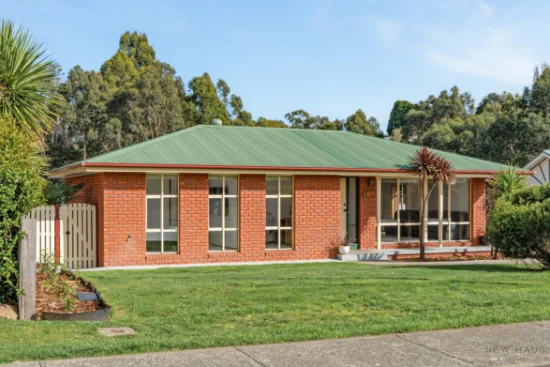 35 Whitewater Crescent, Kingston, Tas 7050