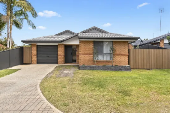 35 Willunga Place, Merrimac, Qld 4226