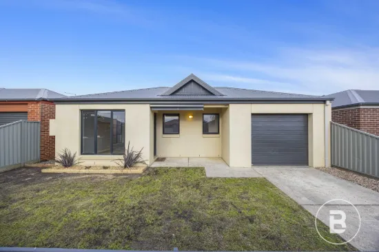35 Yarra Park Drive, Sebastopol, Vic 3356