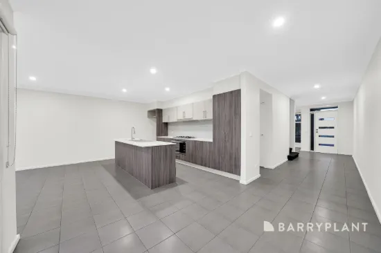 352 Boardwalk Boulevard, Point Cook, Vic 3030