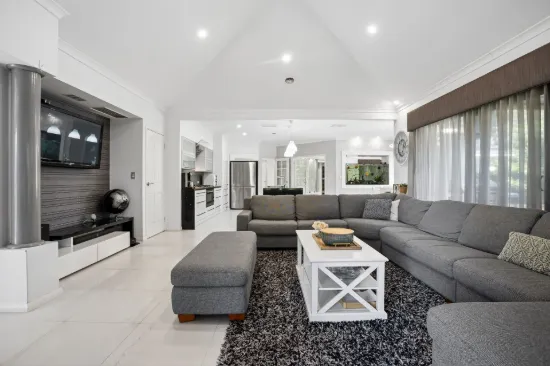 353 Vines Avenue, The Vines, WA 6069