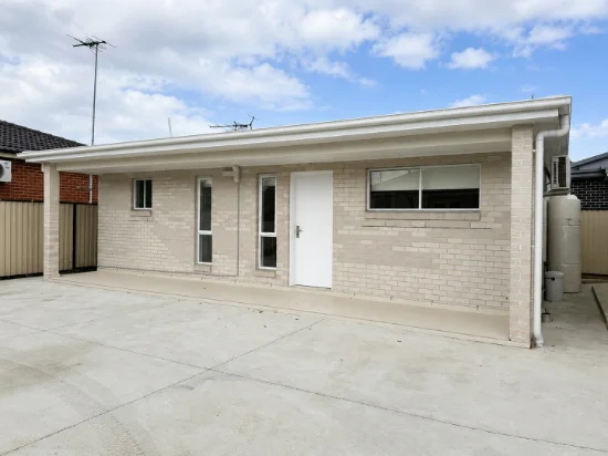 35A Haig Avenue, Georges Hall, NSW 2198
