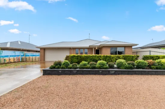 36 Bray Street, Moonta Bay, SA 5558