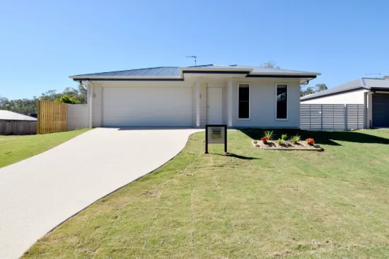 36 Caulder Esplanade, Boyne Island QLD 4680-Image