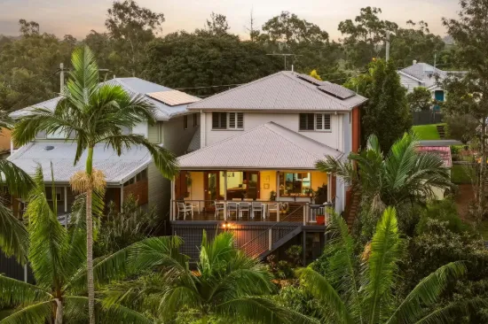 36 Chapman Street, Chapel Hill, Qld 4069