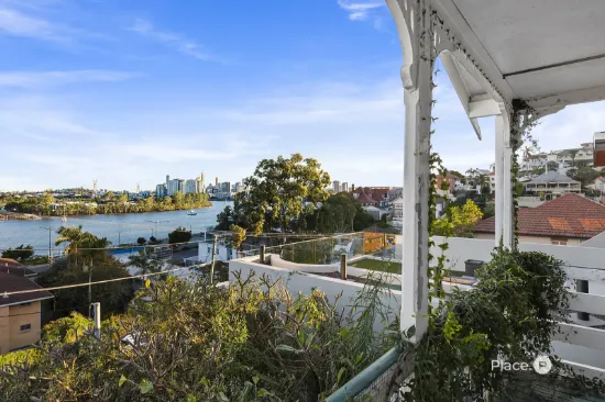 36 Crescent Road, Hamilton, Qld 4007
