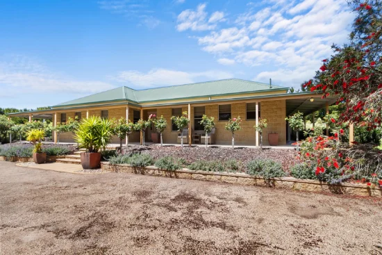 36 Dowling Court, Wurruk, Vic 3850