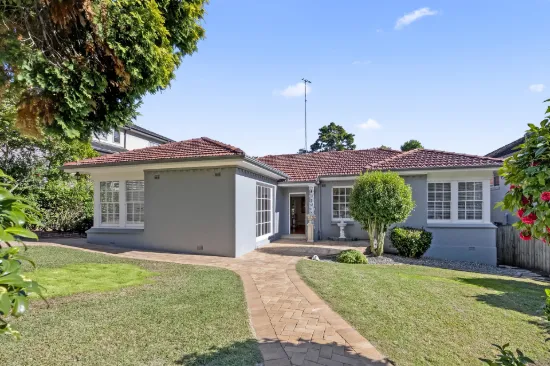 36 Fairlawn Avenue, Turramurra, NSW 2074
